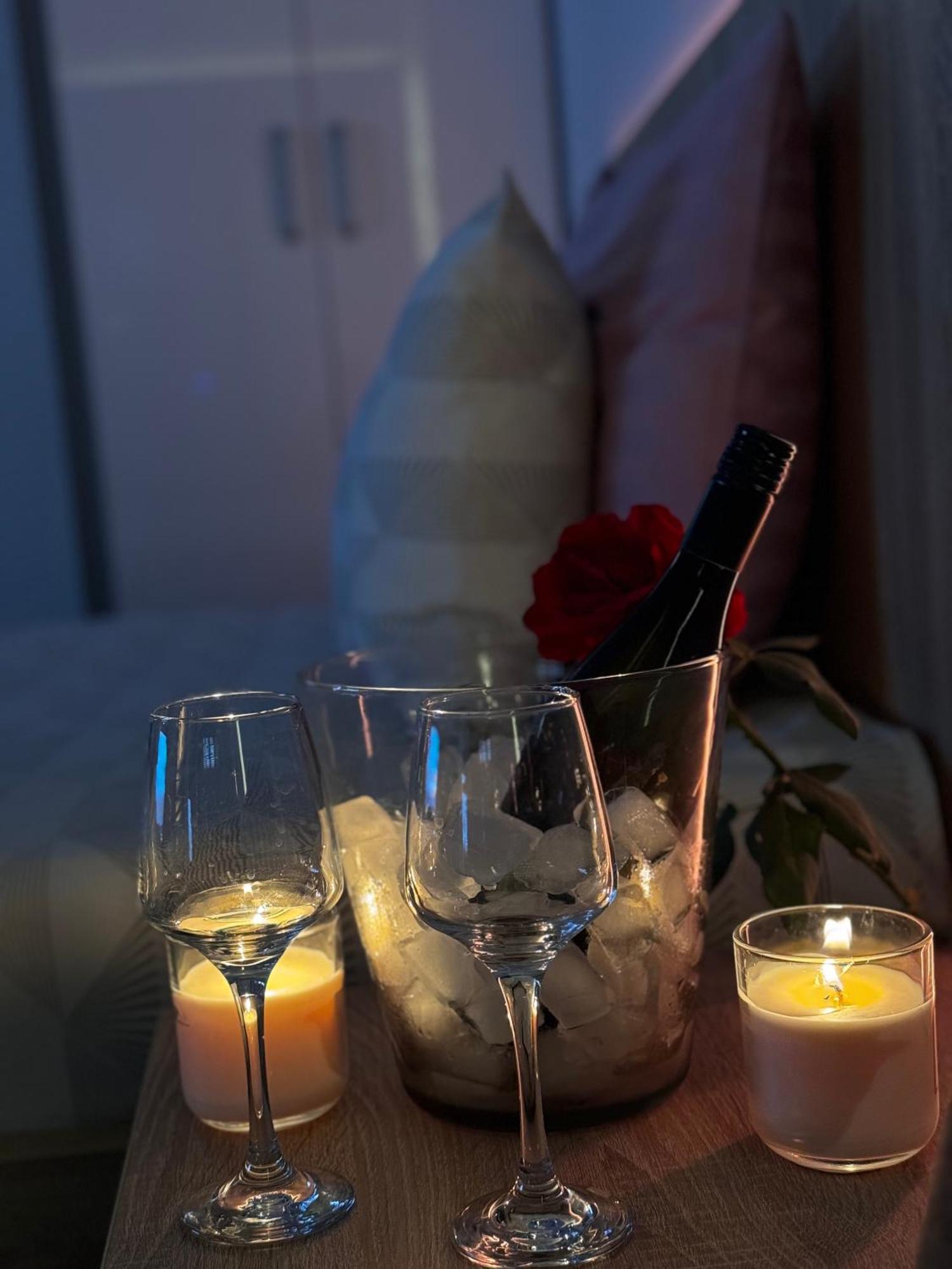 Post Apartmani A-1 Novi Sad Buitenkant foto