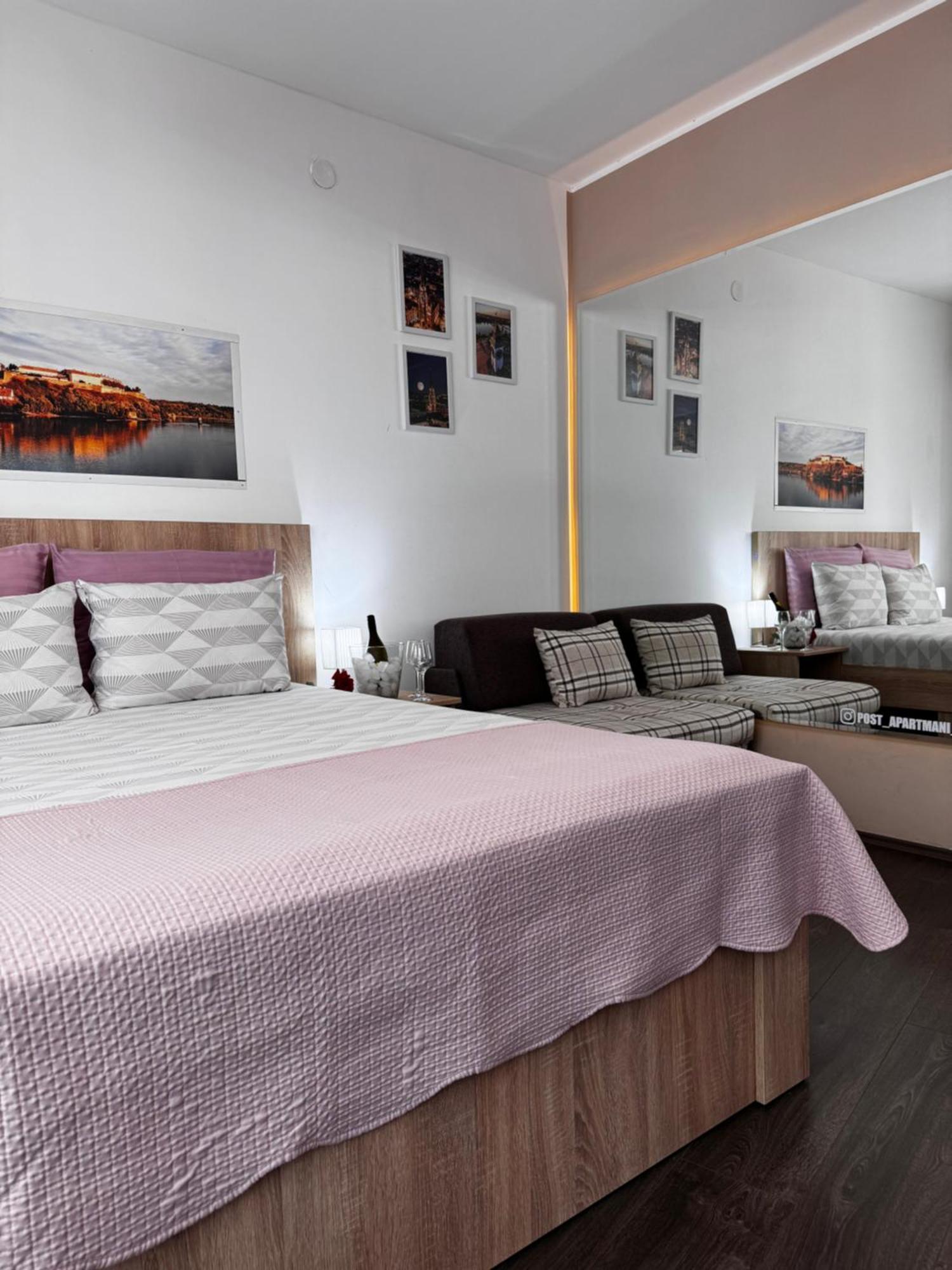 Post Apartmani A-1 Novi Sad Buitenkant foto